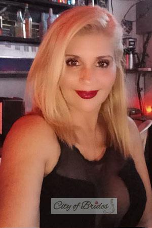 205376 - Jenny Age: 54 - Costa Rica