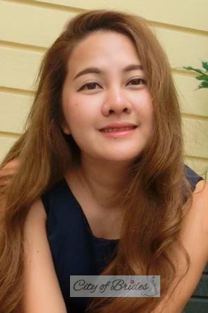 205597 - Ariyaporn Age: 41 - Thailand