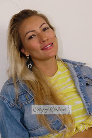 206831 - Diana Age: 42 - Colombia