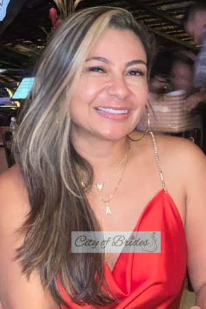 207682 - Paola Andrea Age: 48 - Colombia