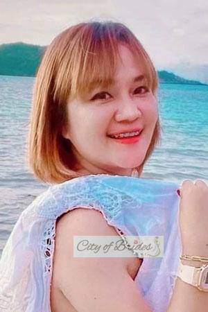 209370 - Pitchsinee Age: 33 - Thailand