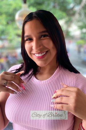 209663 - Yurani Age: 22 - Colombia