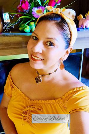 210294 - Sonia Age: 45 - Peru