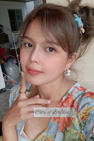 210830 - Chayapha Age: 33 - Thailand