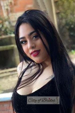 211252 - Alejandra Age: 23 - Colombia