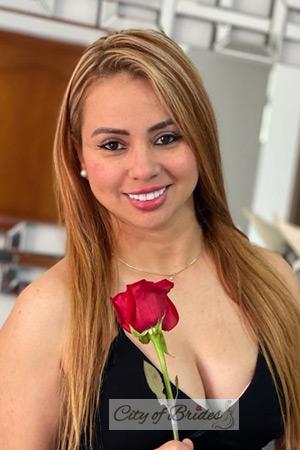 211778 - Martha Age: 41 - Colombia