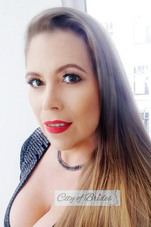 212004 - Giselle Age: 52 - Costa Rica