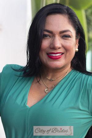 212030 - Alba Age: 53 - Colombia