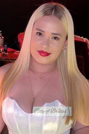 213325 - Luisa Age: 27 - Colombia
