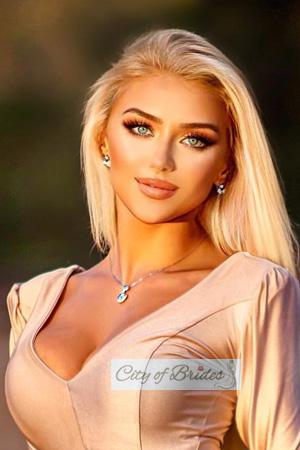 213804 - Flavia Age: 27 - Brazil