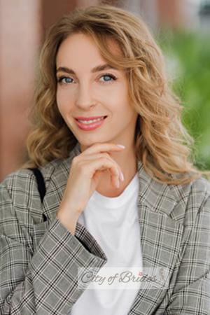 213943-Julia