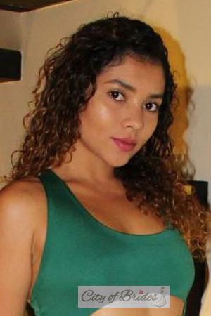 213953 - Fernanda Age: 29 - Costa Rica