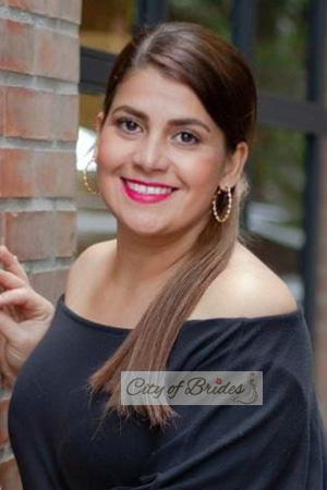 214000 - Lina Age: 45 - Colombia