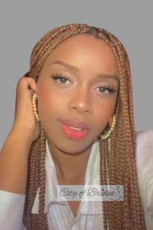 214747 - Manuela Age: 25 - Colombia