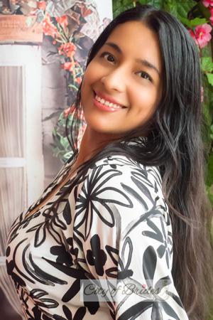 214902 - Jennifer Age: 32 - Peru