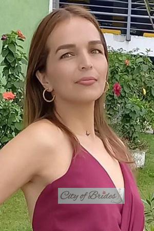 215386 - Jessica Age: 35 - Colombia