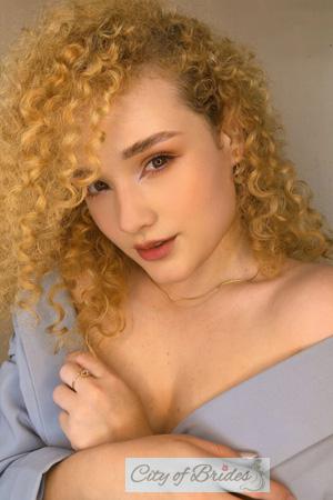 215550 - Scarlet Age: 26 - Colombia