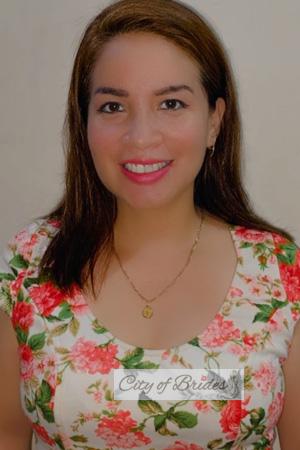 215926 - Flor Age: 41 - Peru