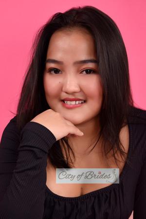 216570 - Winchie Age: 23 - Philippines