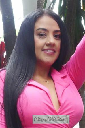 216644 - Adriana Age: 35 - Colombia