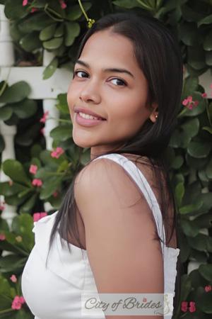 216797 - Daniela Age: 33 - Colombia