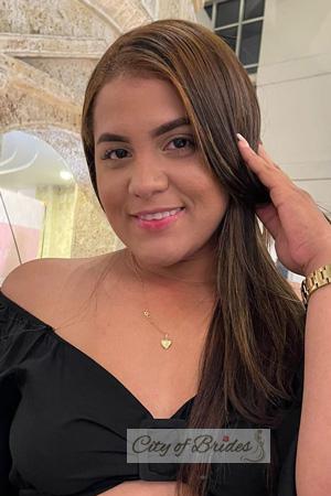 216901 - Julieth Age: 29 - Colombia