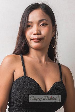 216999 - Lita (Honey) Age: 24 - Thailand