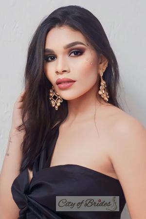 217100 - Gisselle Age: 27 - Colombia