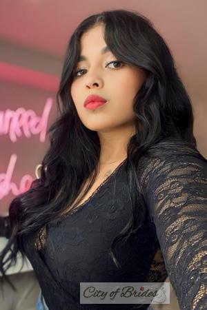 217496 - Yendy Age: 25 - Colombia