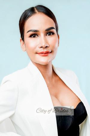 217536 - Wannarot (Ann) Age: 41 - Thailand