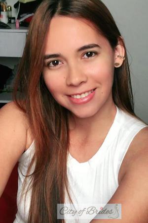 217747 - Julieth Age: 30 - Colombia
