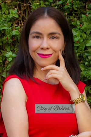 217900 - Yesenia Age: 42 - Peru