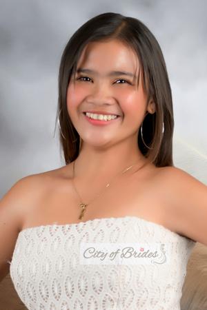 218190 - Chielo Age: 21 - Philippines