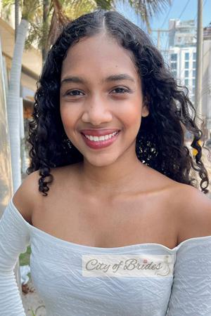 218305 - Maria Age: 22 - Colombia