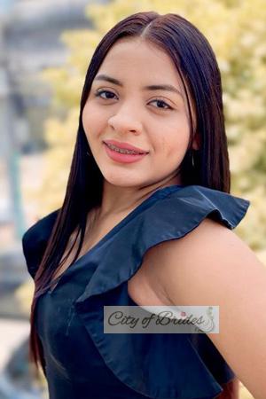 218653 - Camila Age: 20 - Colombia