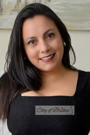 219239 - Kari Age: 43 - Peru