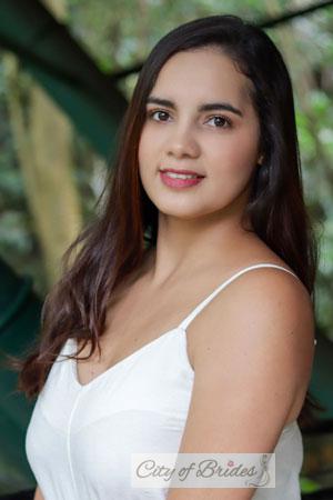 219480 - Daniela Age: 29 - Colombia