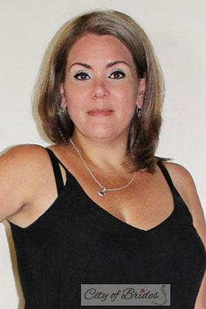 219511 - Karla Age: 45 - Costa Rica