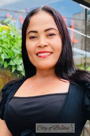 220035 - Lilis Age: 43 - Colombia