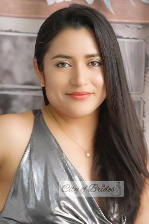 220046 - Celeni Age: 31 - Peru