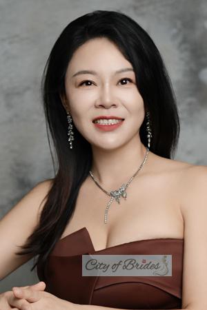 220153 - Sophia Age: 43 - China