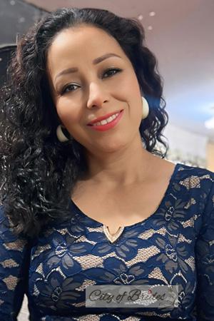 221243 - Mariela Age: 45 - Peru