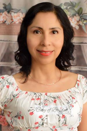 221247 - Rocio Age: 58 - Peru