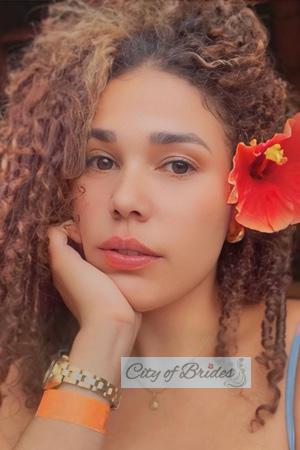 221908 - Yenifer Age: 25 - Colombia