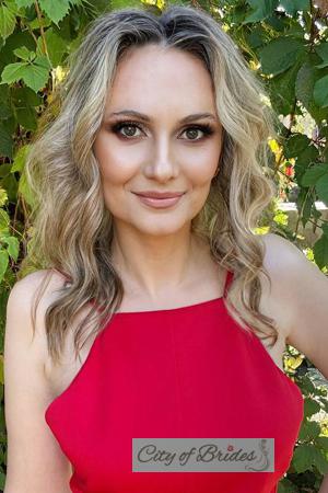 222277 - Alla Age: 45 - Ukraine