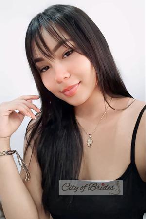 222639 - Daniela Age: 26 - Colombia
