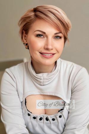 222917 - Svitlana Age: 40 - Ukraine
