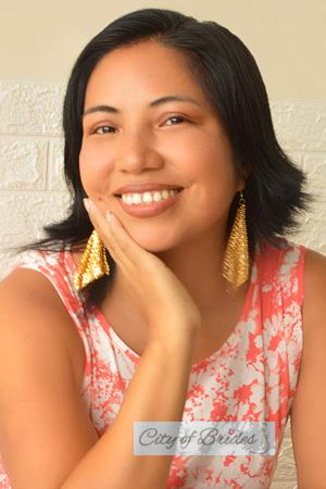 223591 - Daniela Age: 32 - Peru