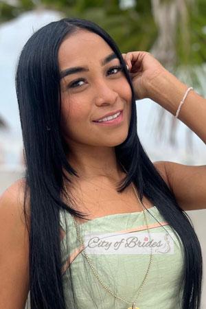 223822 - Yeraldin Age: 31 - Colombia