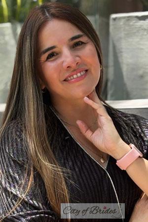 223829 - Liliana Age: 49 - Colombia